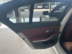 BMW 3 Series 330i M Sport Night Edition Package - ფოტო 13