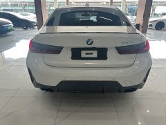 BMW 3 Series 330i M Sport Night Edition Package - ფოტო 17