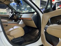 Land Rover Range Rover 3.0 L6 400PS Extended Wheelbase 7-Seater - ფოტო 9