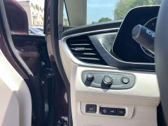 Buick GL8 Avenir Seven-Seater Comfort Edition - ფოტო 17
