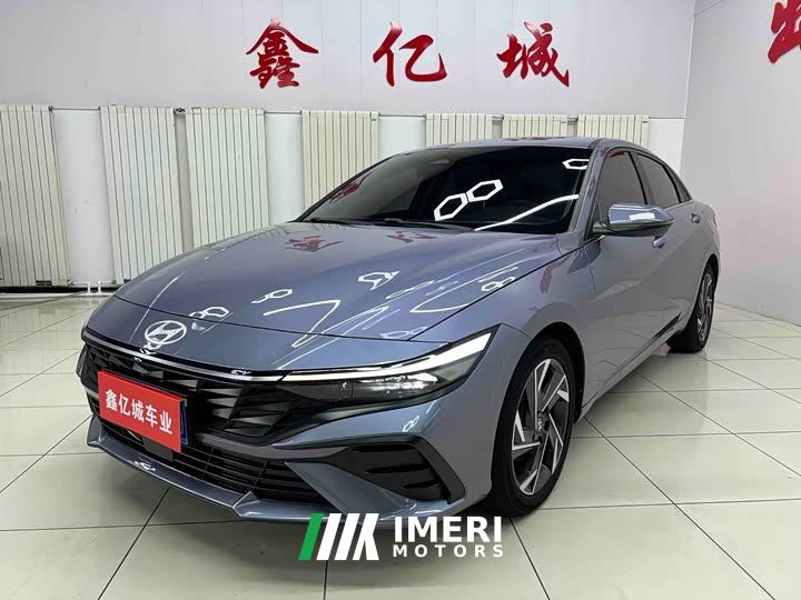 Hyundai Elantra 1.5L CVT Luxury