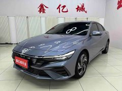 Hyundai Elantra 1.5L CVT Luxury - ფოტო 1