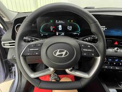 Hyundai Elantra 1.5L CVT Luxury - ფოტო 11