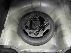 Hyundai Elantra 1.5L CVT Luxury - ფოტო 20
