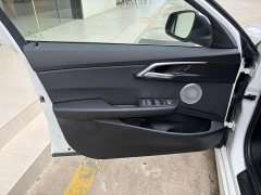 BMW 1 Series 120i M Sport - ფოტო 16