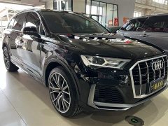 Audi Q7 55 TFSI quattro S line Sport - ფოტო 3