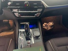 BMW 5 Series Facelift 530Li Premier M Sport Package - ფოტო 11