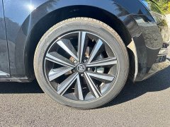 Skoda Superb TSI280 DSG Prestige - ფოტო 8