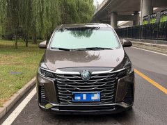Buick GL8 Land Business Class Comfort Edition - ფოტო 2