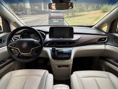 Buick GL8 Land Business Class Comfort Edition - ფოტო 8