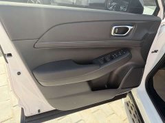Honda Vezel 1.5L CVT Pioneer Edition - ფოტო 12