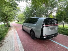 Li Auto MEGA Home Family Edition - ფოტო 6