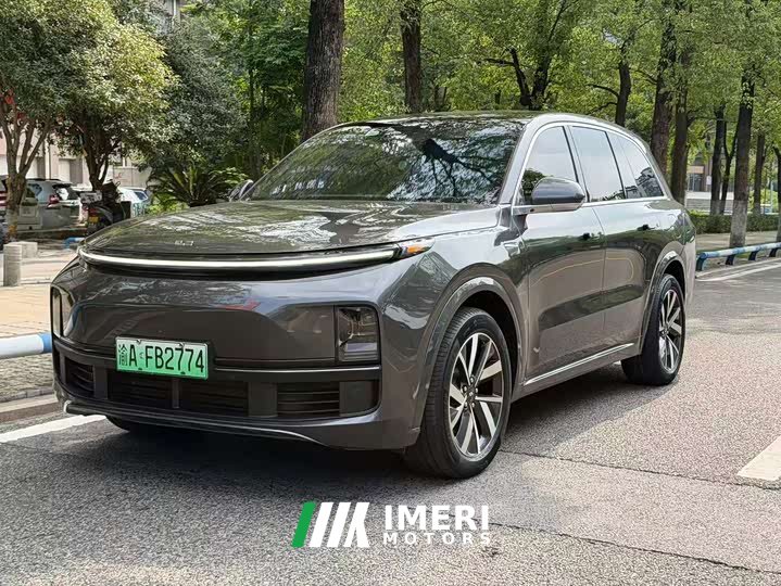 Li Auto L8 Pro - ავტომობილი ჩინეთიდან