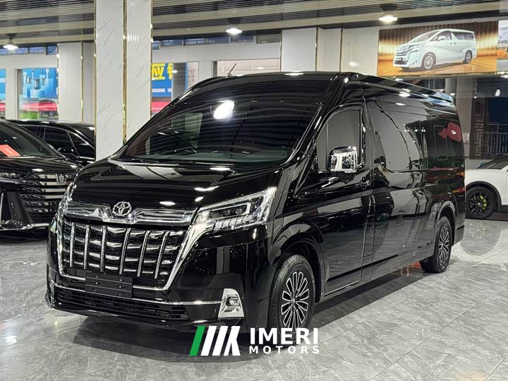 Toyota HIACE 3.5L Automatic