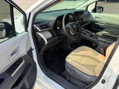 Toyota Sienna 2.5L Hybrid Comfort Edition - ფოტო 7