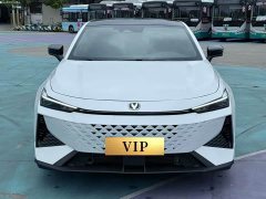 Changan UNI-V 1.5T 500Bar Luxury Sport Edition - ფოტო 2