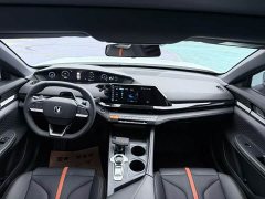 Changan UNI-V 1.5T 500Bar Luxury Sport Edition - ფოტო 9