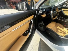 Geely Boyue L 2023 1.5TD DCT Luxury - ფოტო 4