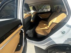 Geely Boyue L 2023 1.5TD DCT Luxury - ფოტო 8