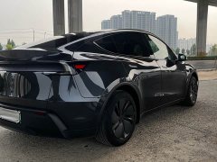 Tesla Model Y Rear-Wheel Drive Launch Edition - ფოტო 5