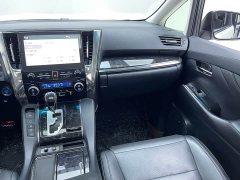 Toyota Vellfire 2020 Dual Engine 2.5L HV Luxury - ფოტო 5