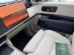 Zeekr Geely Zeekr 9X 2025 Hyper Edition 70kWh Six-Seater - ფოტო 13