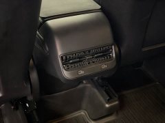 Tesla Model Y Rear-Wheel Drive - ფოტო 11