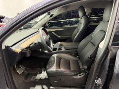 Tesla Model Y Rear-Wheel Drive - ფოტო 5