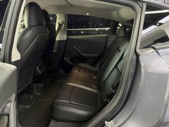 Tesla Model Y Rear-Wheel Drive - ფოტო 6