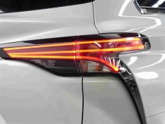 Toyota Sienna 2.5L Hybrid Premium - ფოტო 14