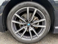 BMW 3 Series 325Li M Sport Package - ფოტო 16