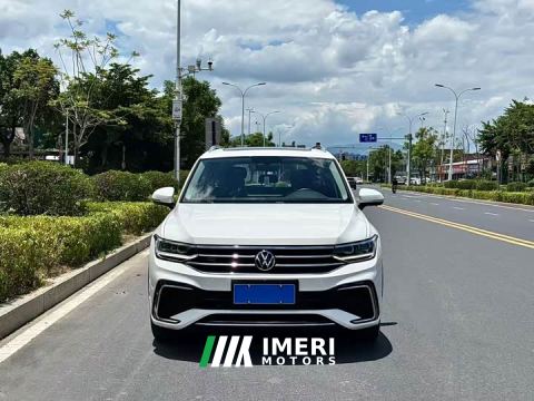 2022 Volkswagen Tiguan L 330TSI Automatic FWD R-Line Comfort Edition