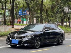 BMW 5 Series 525Li M Sport Package - ფოტო 1