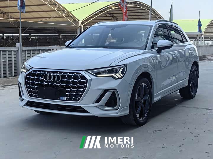 Audi Q3 35 TFSI Fashion Dynamic