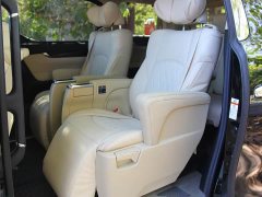 Toyota Alphard 2021 Hybrid 2.5L Luxury - ფოტო 13