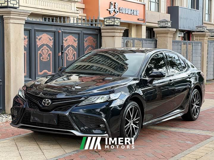 Toyota Camry 2.0S Knight Edition