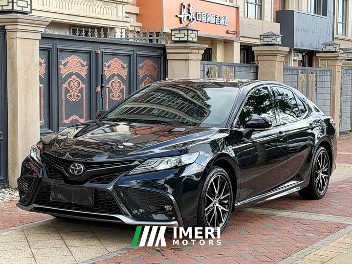Toyota Camry 2.0S Knight Edition