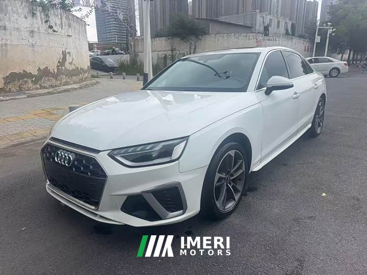 Audi A4L 40 TFSI Fashion Dynamic