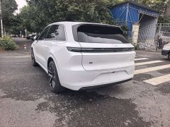 Li Auto L6 Max - ფოტო 16