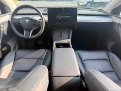 Tesla Model Y Rear-Wheel Drive - ფოტო 14