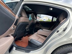 Lexus ES 300h Executive - ფოტო 10