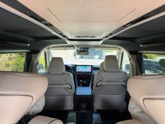 Toyota Vellfire Crown Hybrid 2.5L Premium Edition - ფოტო 13