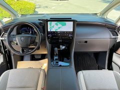 Toyota Vellfire Crown Hybrid 2.5L Premium Edition - ფოტო 7
