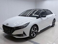 Hyundai Elantra 1.5L CVT Luxury - ფოტო 1