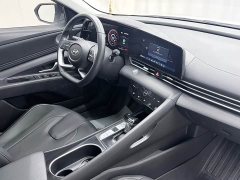 Hyundai Elantra 1.5L CVT Luxury - ფოტო 20