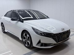 Hyundai Elantra 1.5L CVT Luxury - ფოტო 3