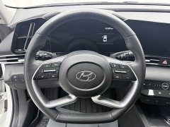 Hyundai Elantra 1.5L CVT Luxury - ფოტო 9