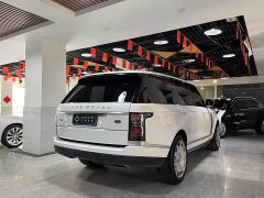 Land Rover Range Rover 2020 3.0L V6 Heritage Extended Wheelbase - ფოტო 18