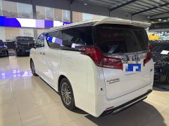 Toyota Alphard 2021 Hybrid 2.5L Premium Edition - ფოტო 9