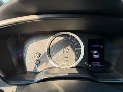 Toyota Corolla 1.8L CVT Luxury - ფოტო 4